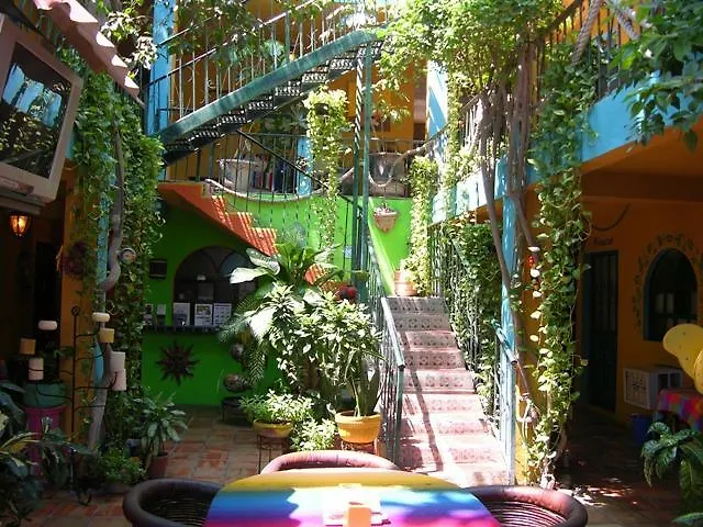 Cabo Inn 카보산루카스 호텔